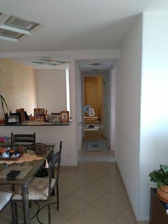 Apartamento à venda com 3 quartos, 75m² - Foto 2