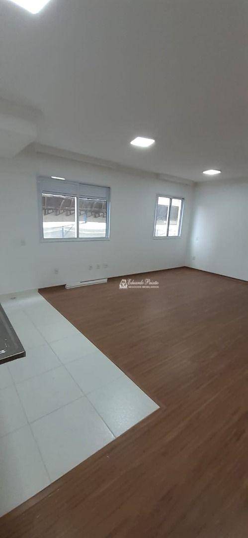 Apartamento à venda com 1 quarto, 32m² - Foto 1