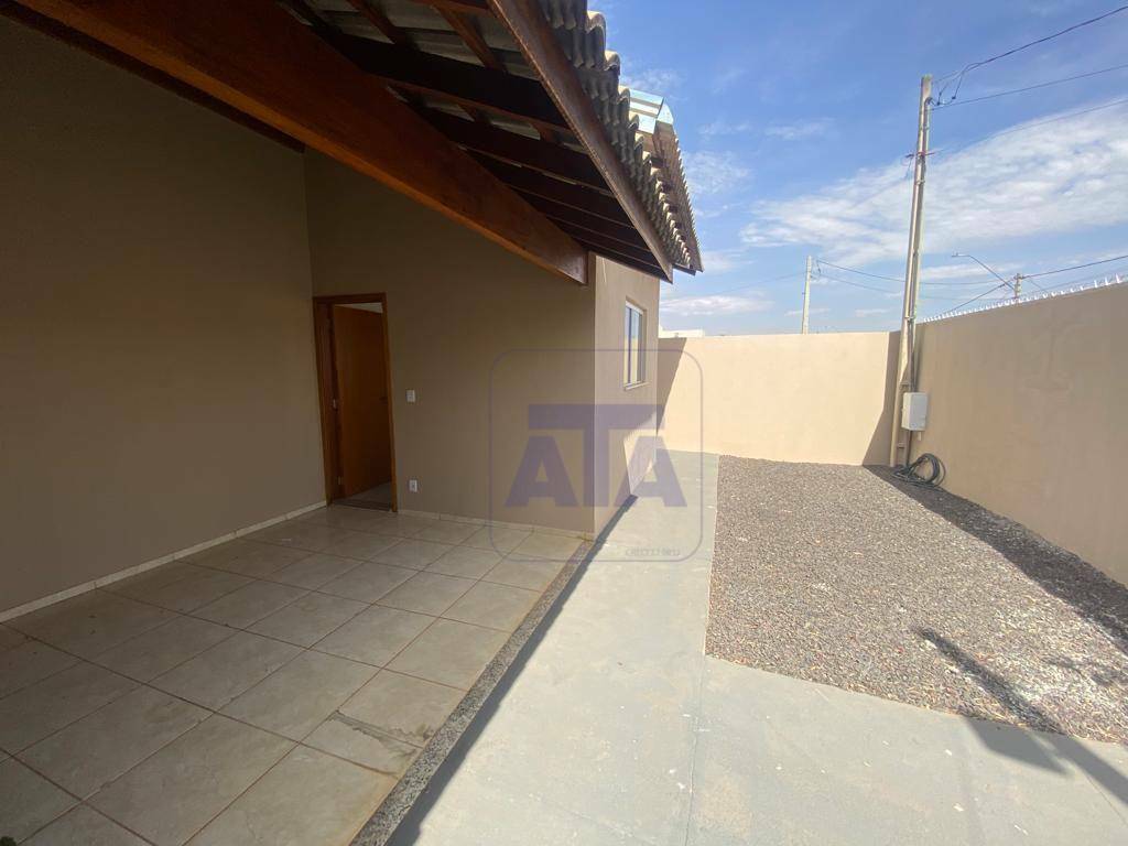 Casa à venda com 2 quartos, 73m² - Foto 5