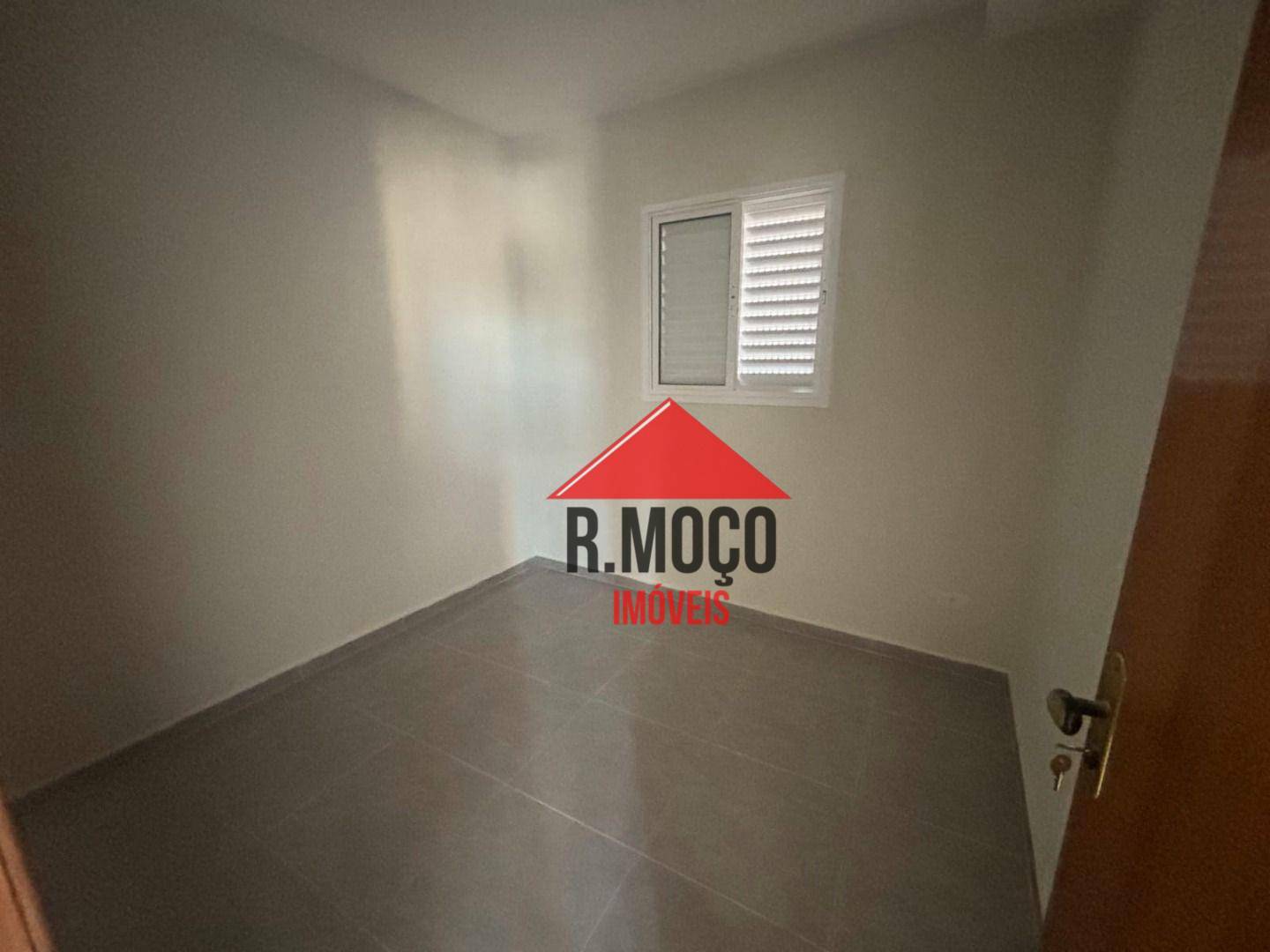 Apartamento à venda com 2 quartos, 40m² - Foto 5