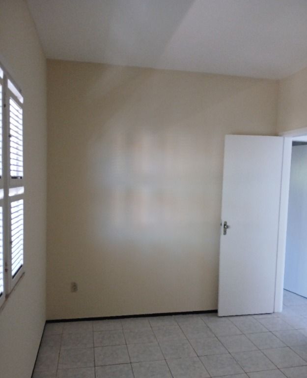 Casa para alugar com 2 quartos, 150m² - Foto 22