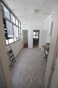 Apartamento para alugar com 3 quartos, 150m² - Foto 14