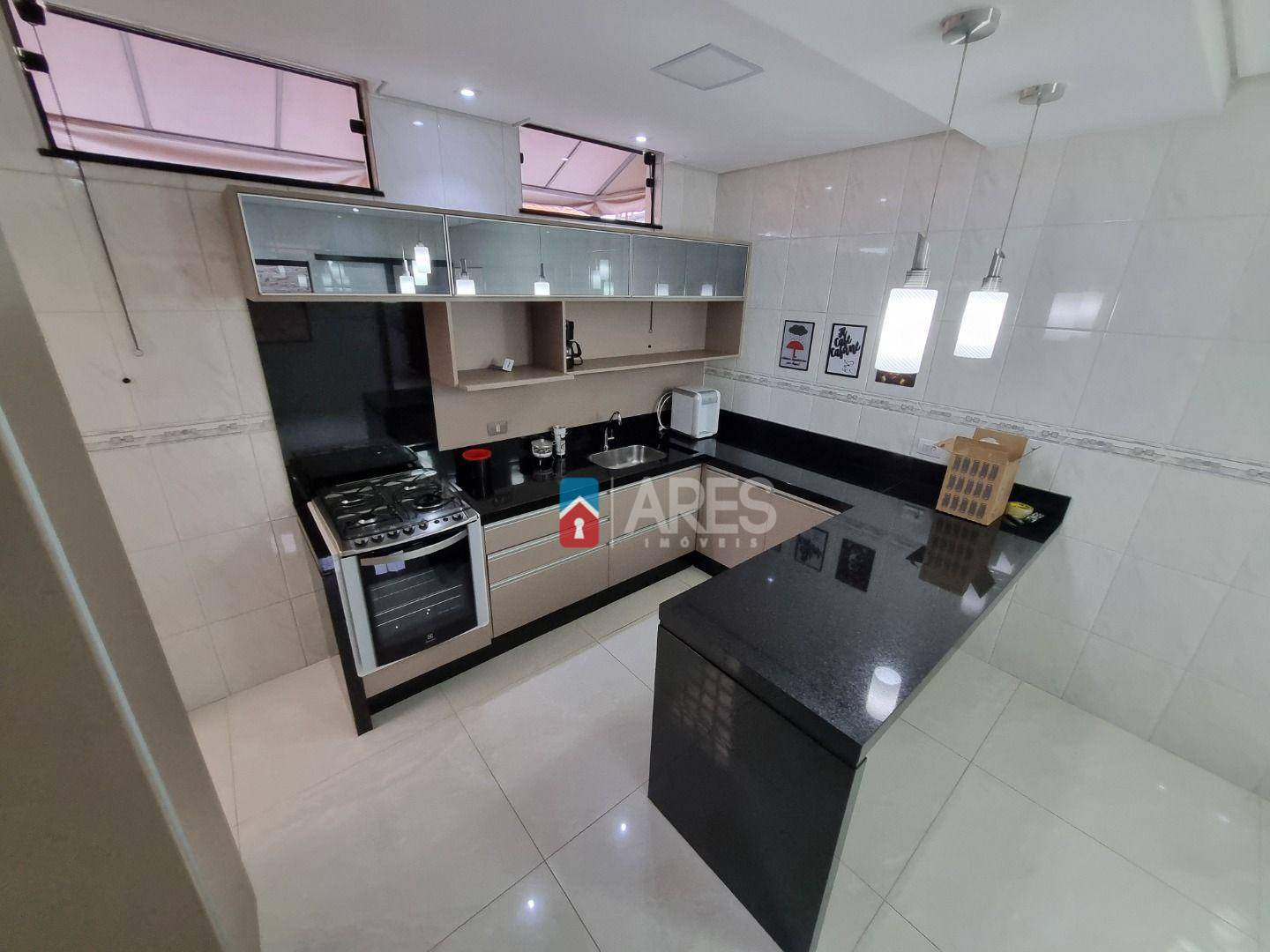 Casa à venda com 2 quartos, 91m² - Foto 7