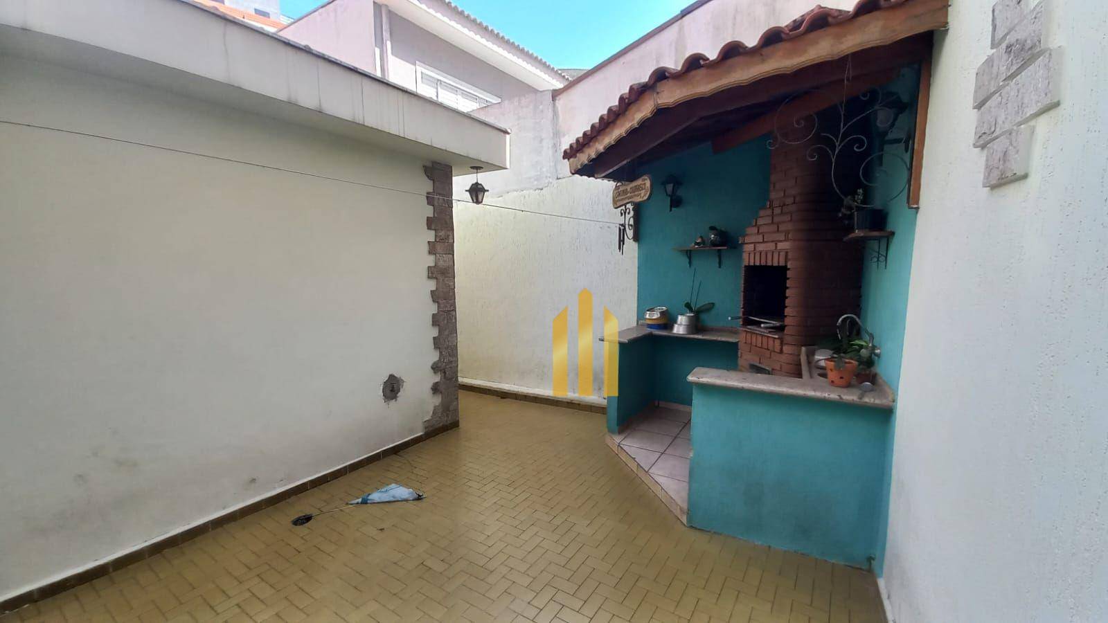 Casa à venda e aluguel com 3 quartos, 280m² - Foto 7