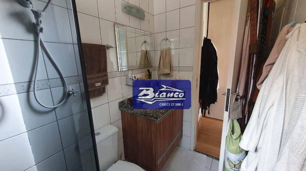 Sobrado à venda com 3 quartos, 180m² - Foto 48