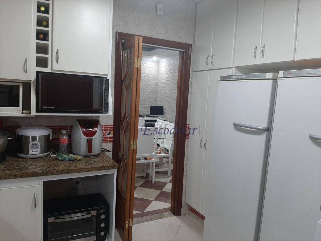 Casa à venda com 3 quartos, 240m² - Foto 26