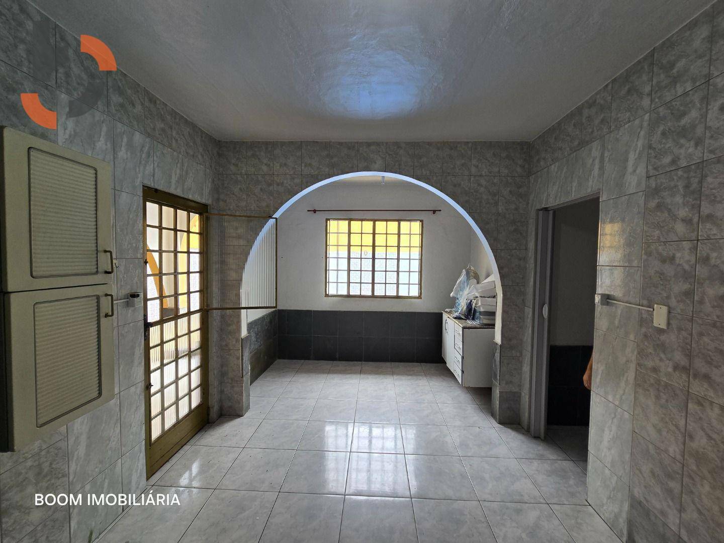 Casa à venda com 4 quartos, 450m² - Foto 4