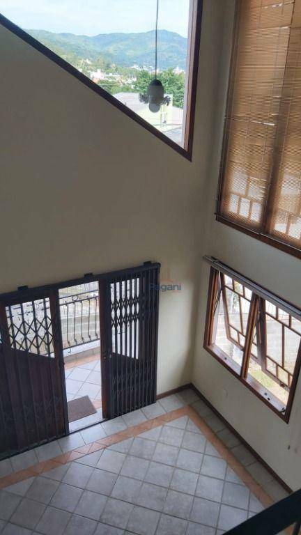 Casa à venda com 4 quartos, 192m² - Foto 21