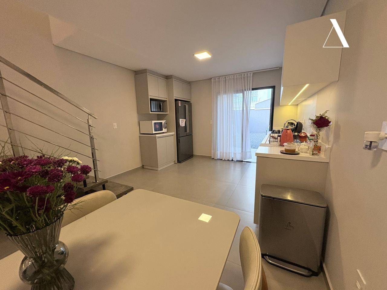 Casa, 3 quartos, 112 m² - Foto 4