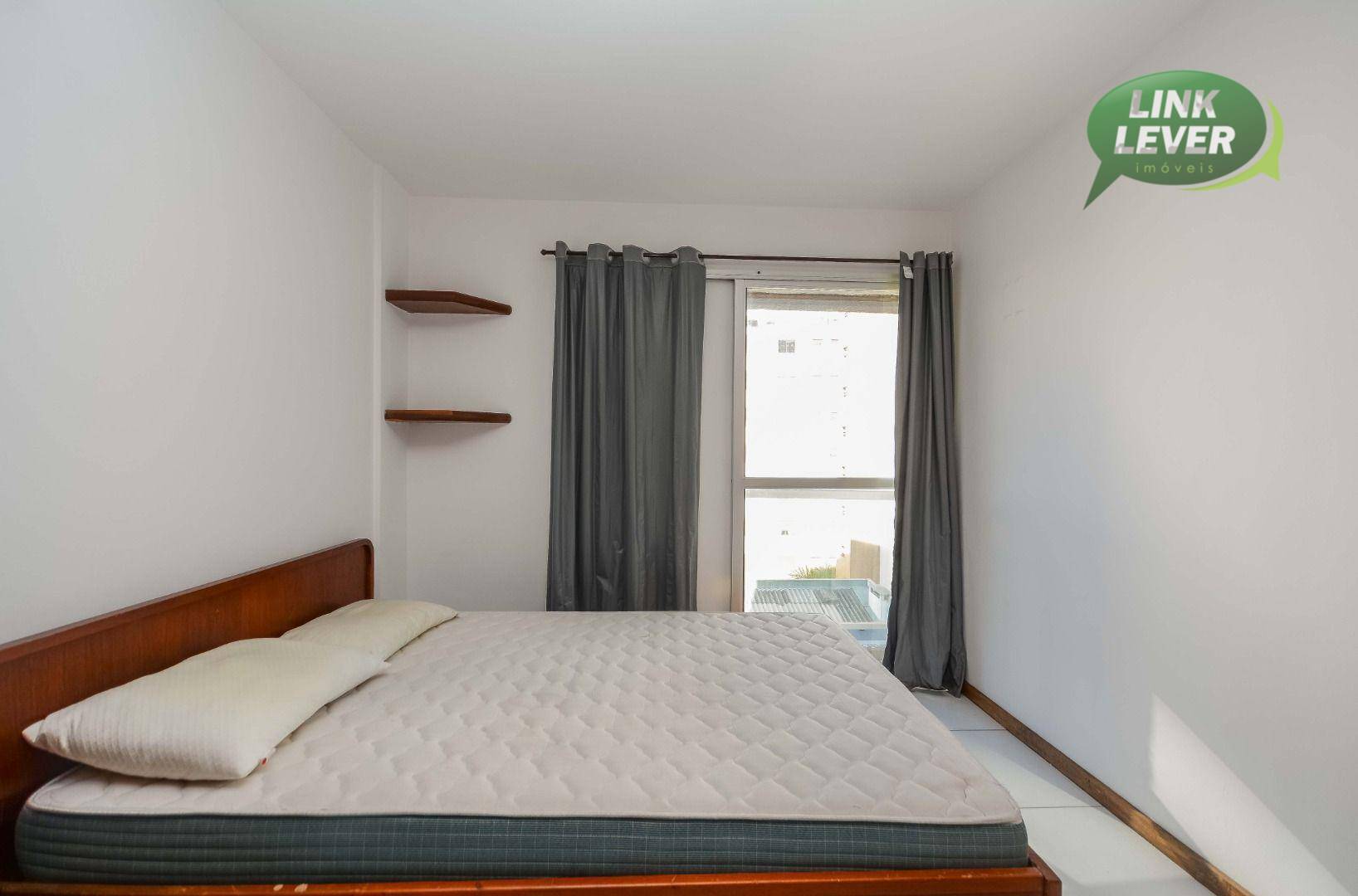 Apartamento à venda com 2 quartos, 66m² - Foto 24