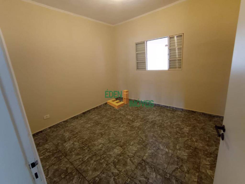 Casa à venda com 3 quartos, 141m² - Foto 13