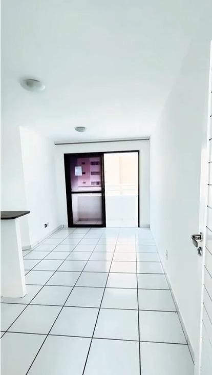 Apartamento à venda com 2 quartos, 55m² - Foto 2