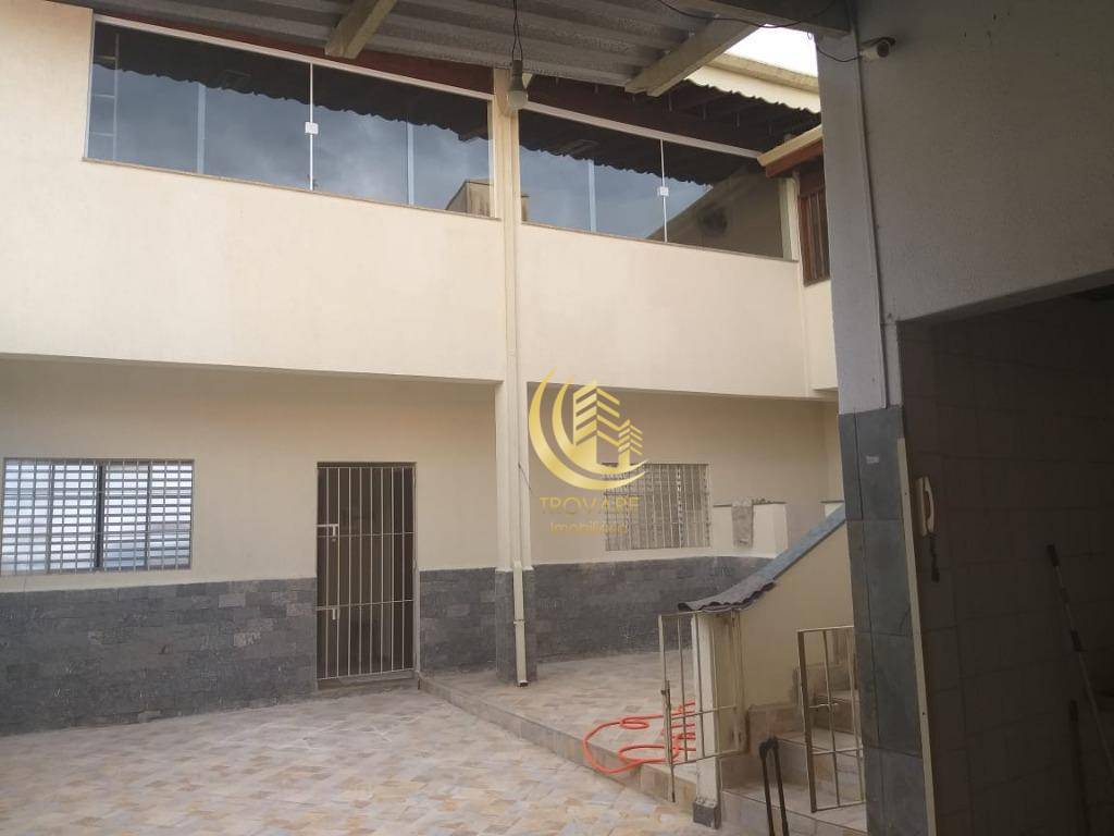 Sobrado à venda com 4 quartos, 390m² - Foto 13