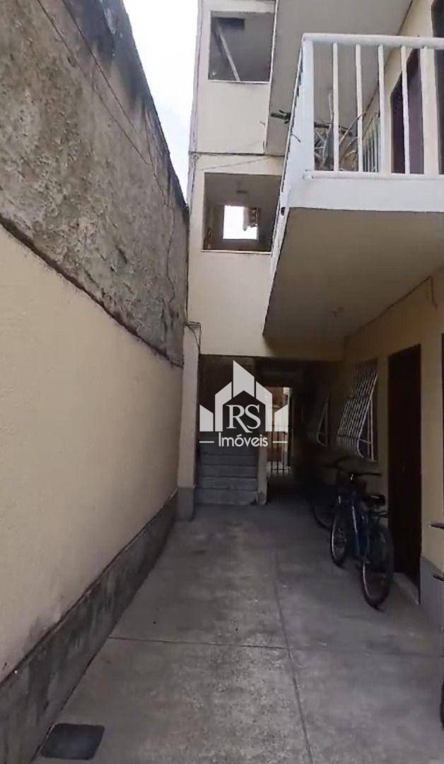 Casa à venda com 2 quartos, 2m² - Foto 1