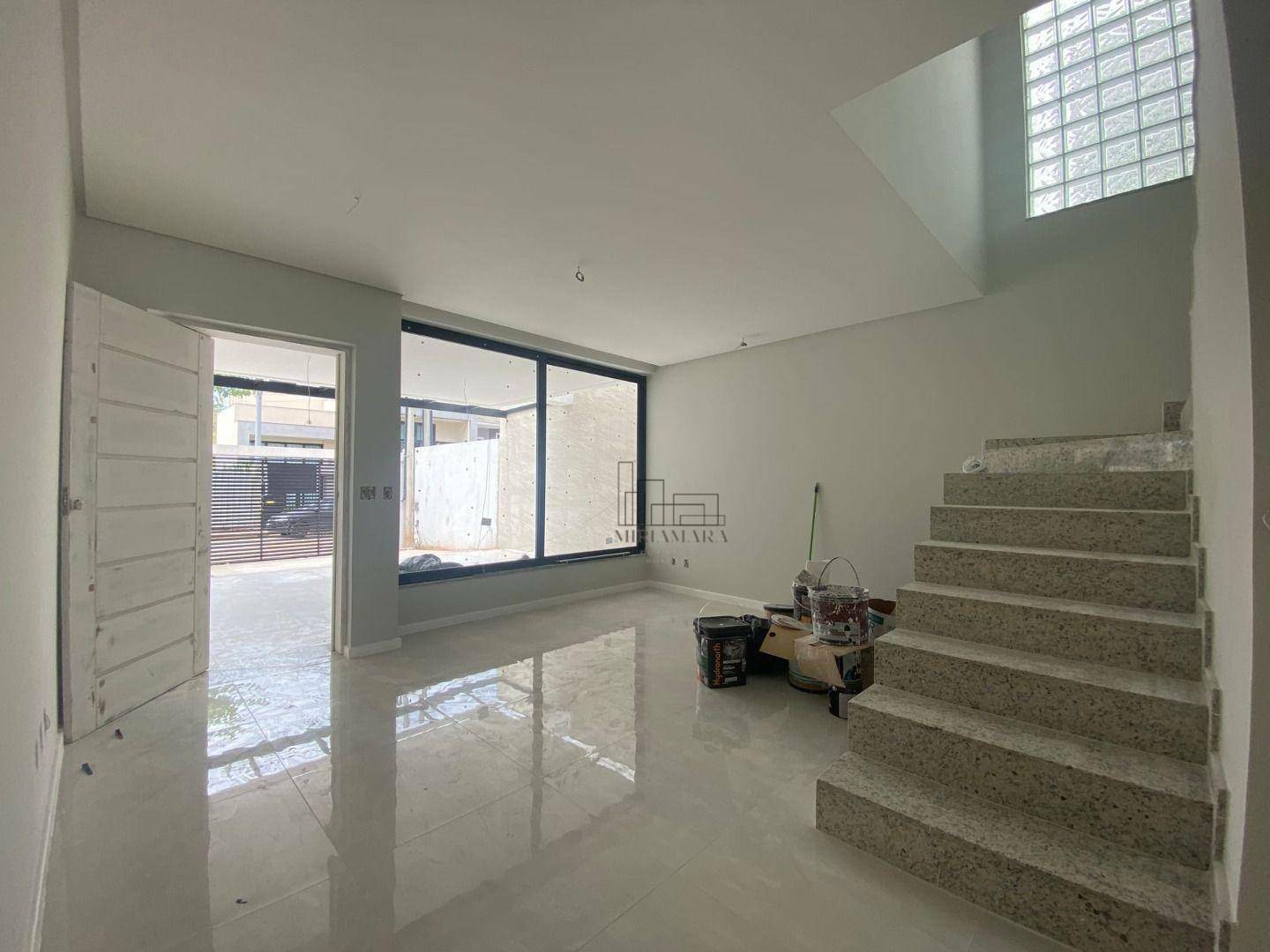 Casa à venda com 3 quartos, 175m² - Foto 4