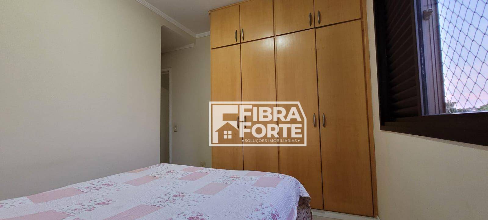 Apartamento à venda com 2 quartos, 69m² - Foto 11