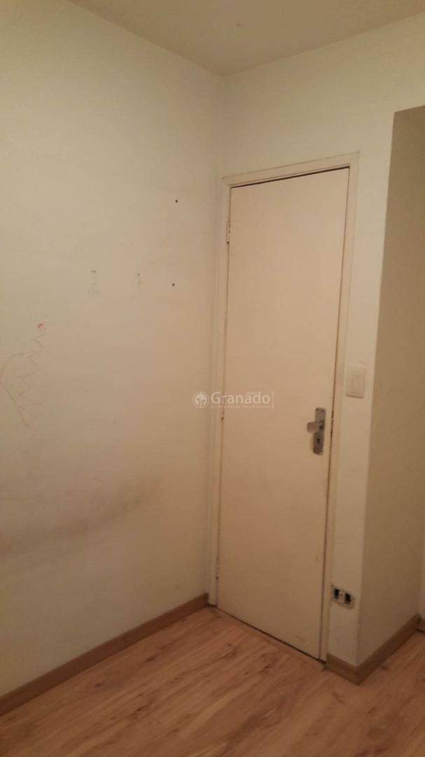 Apartamento à venda com 3 quartos, 75m² - Foto 8