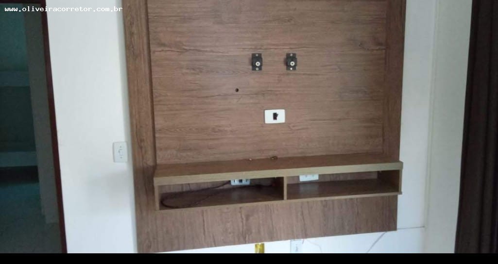 Casa à venda com 2 quartos, 100m² - Foto 9