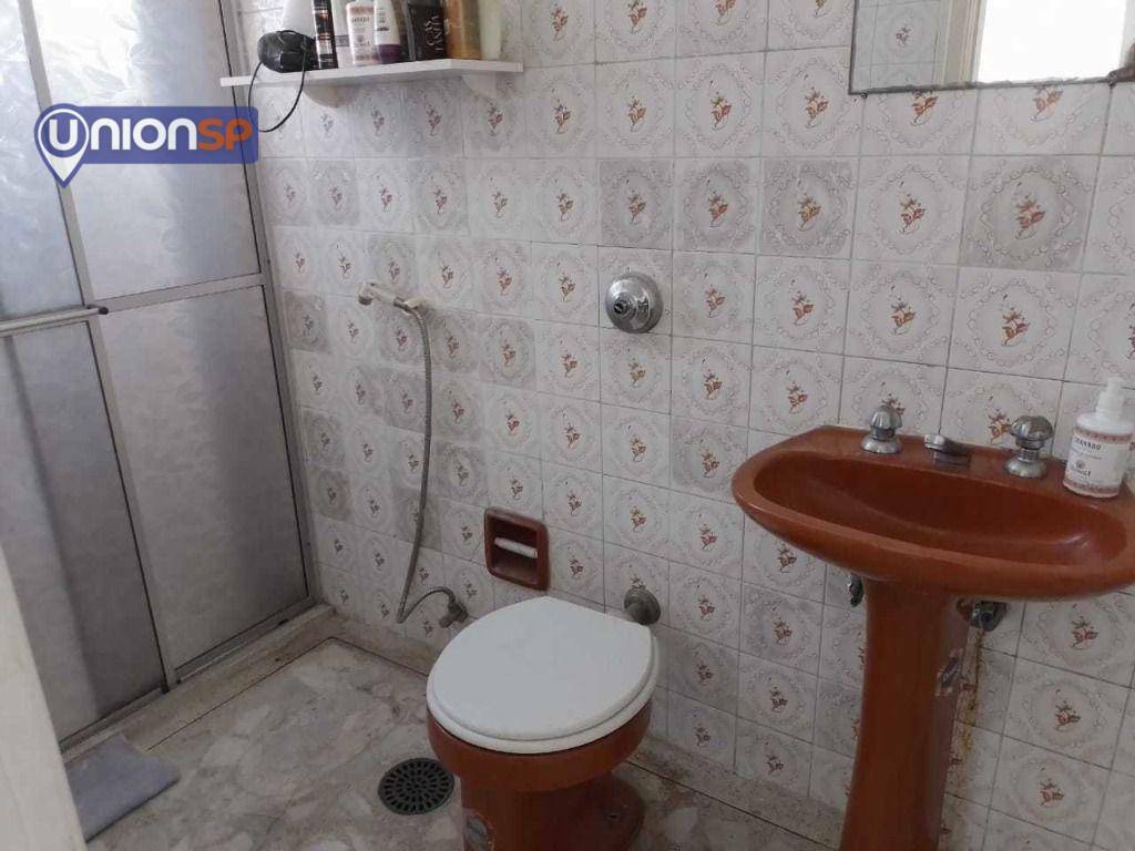 Apartamento à venda com 2 quartos, 70m² - Foto 9