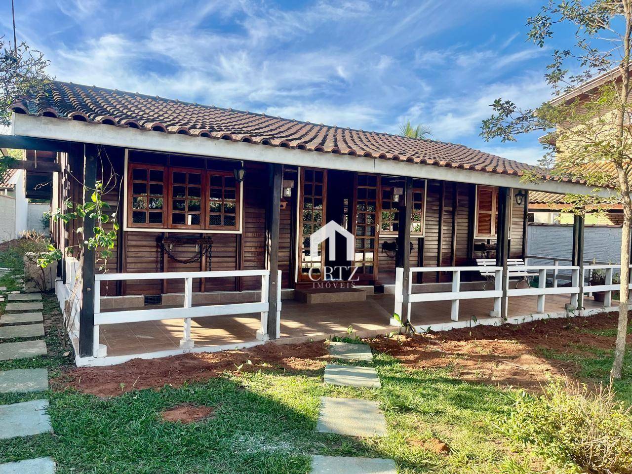 Casa de Condomínio à venda com 2 quartos, 100m² - Foto 1