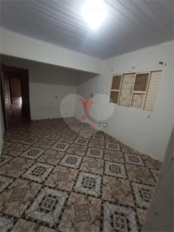 Casa à venda com 2 quartos, 106m² - Foto 2