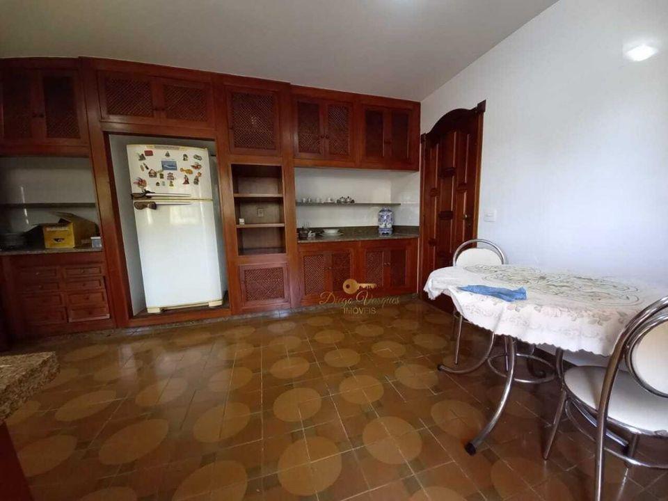 Casa à venda com 4 quartos, 3600m² - Foto 25