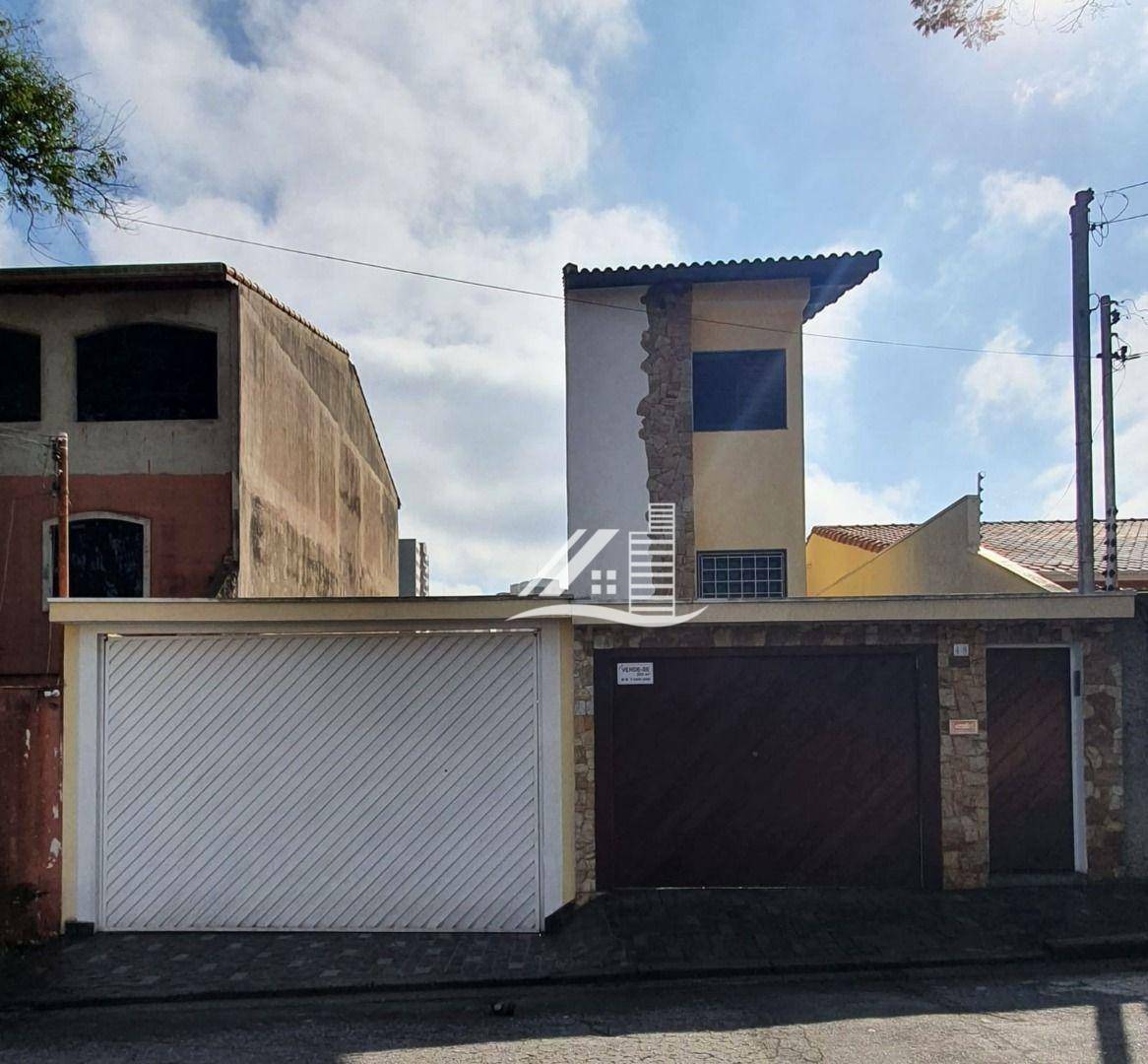 Sobrado à venda com 3 quartos, 202m² - Foto 1