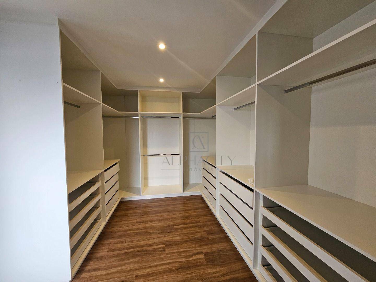 Casa de Condomínio à venda com 4 quartos, 345m² - Foto 10