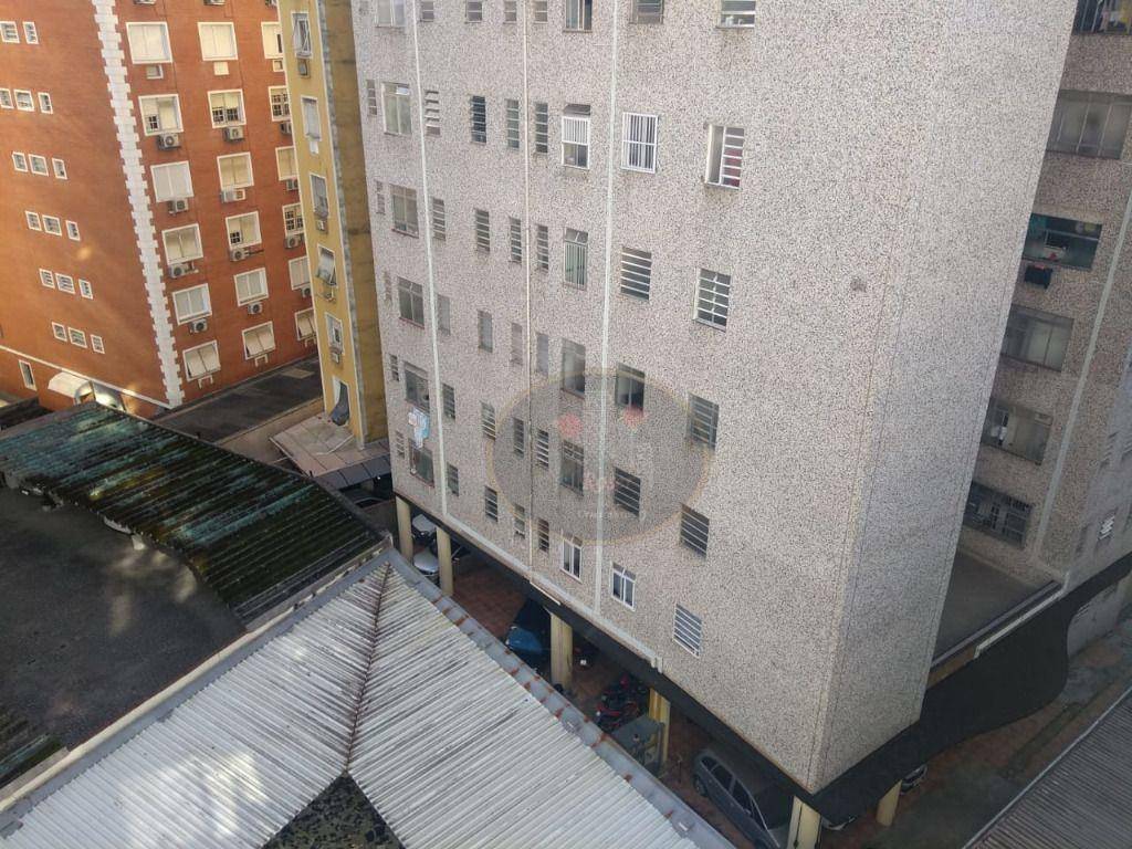 Apartamento à venda com 2 quartos, 70m² - Foto 20