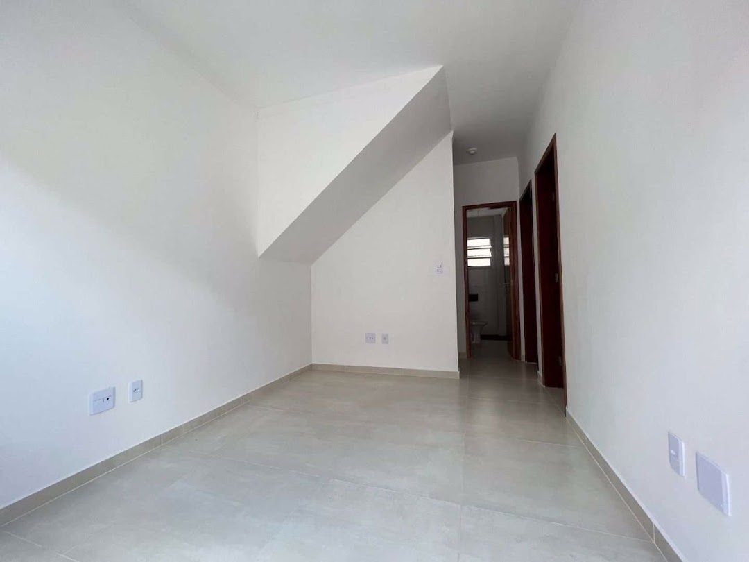 Casa de Condomínio à venda com 2 quartos, 50m² - Foto 2