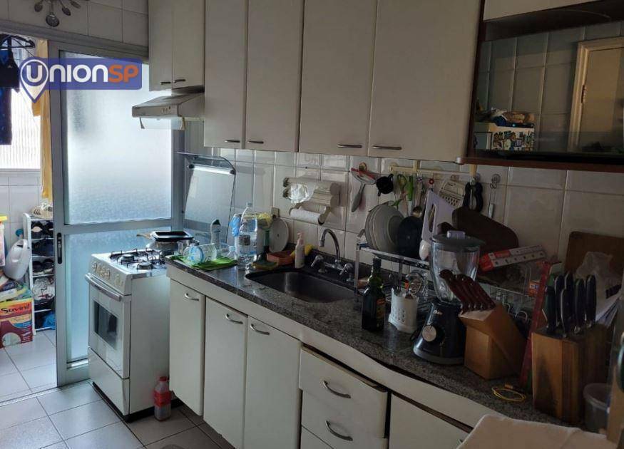 Apartamento à venda com 3 quartos, 97m² - Foto 6