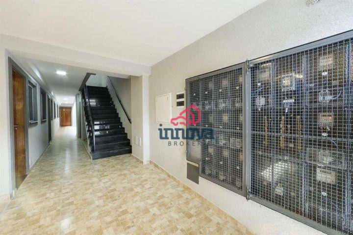 Apartamento à venda com 2 quartos, 44m² - Foto 4