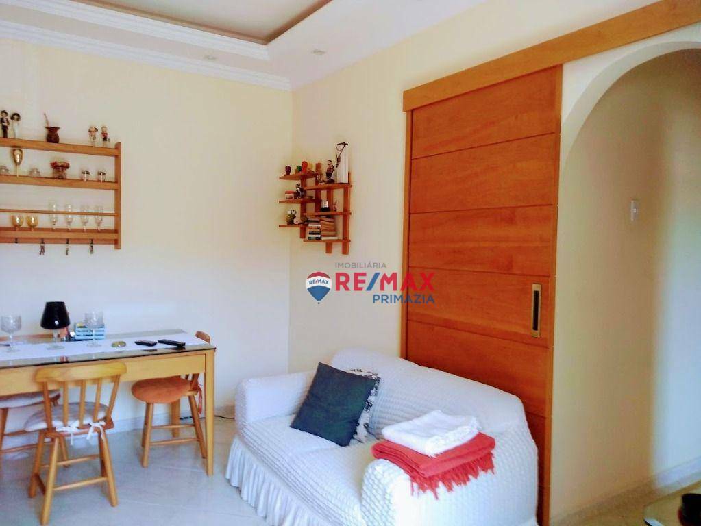 Apartamento à venda com 2 quartos, 45m² - Foto 10