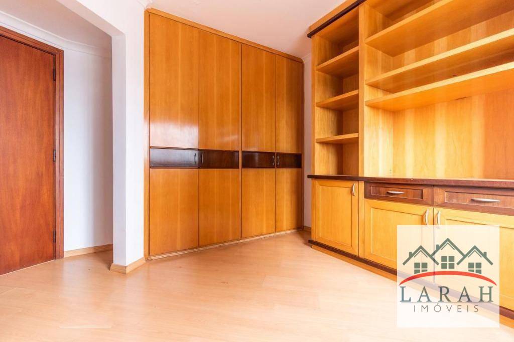 Apartamento para alugar com 4 quartos, 342m² - Foto 30