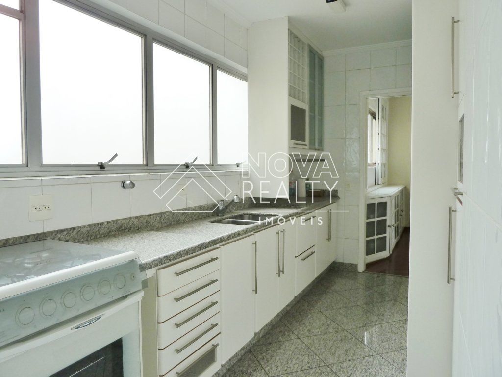 Apartamento à venda com 4 quartos, 188m² - Foto 18