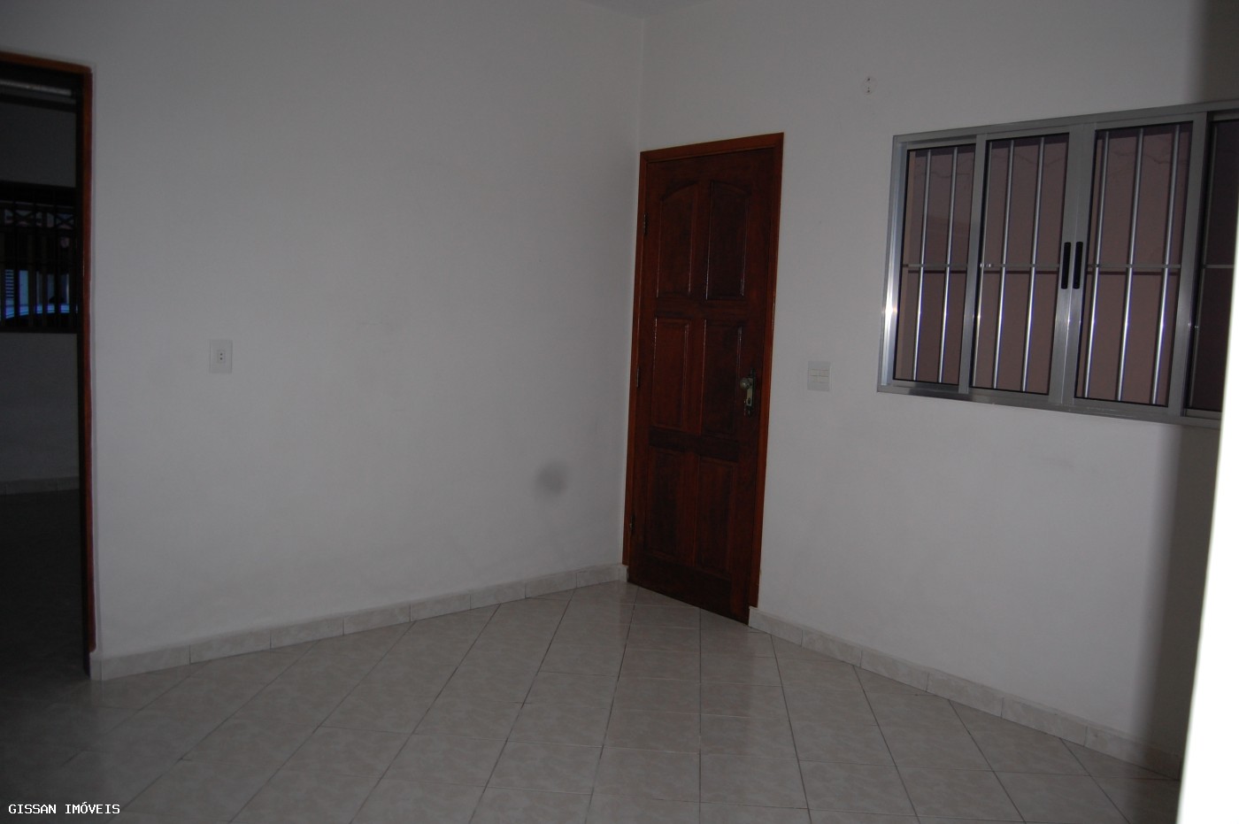 Casa à venda com 2 quartos, 125m² - Foto 4