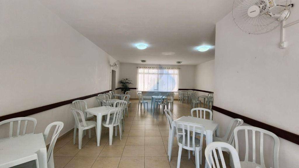 Apartamento para alugar com 2 quartos, 50m² - Foto 14