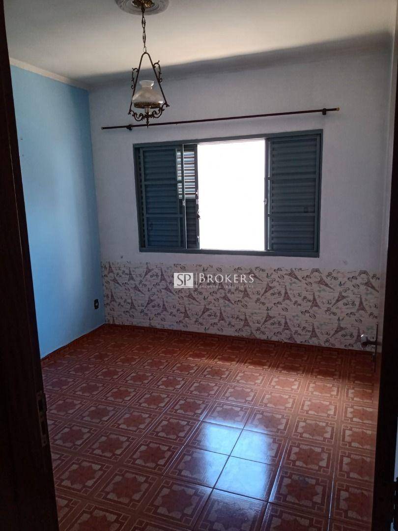 Casa à venda com 3 quartos, 250m² - Foto 14