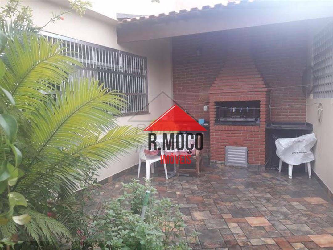 Sobrado à venda com 3 quartos, 120m² - Foto 4