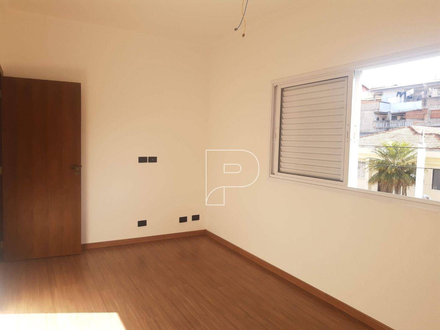 Casa à venda com 3 quartos, 200m² - Foto 11