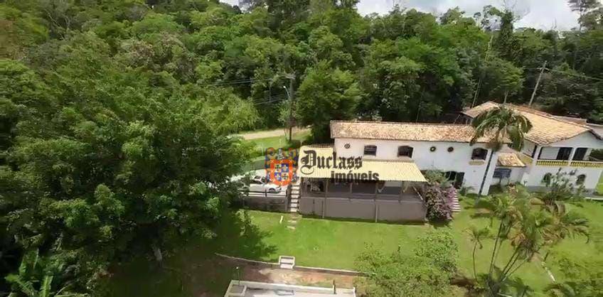 Chácara à venda com 3 quartos, 250m² - Foto 1