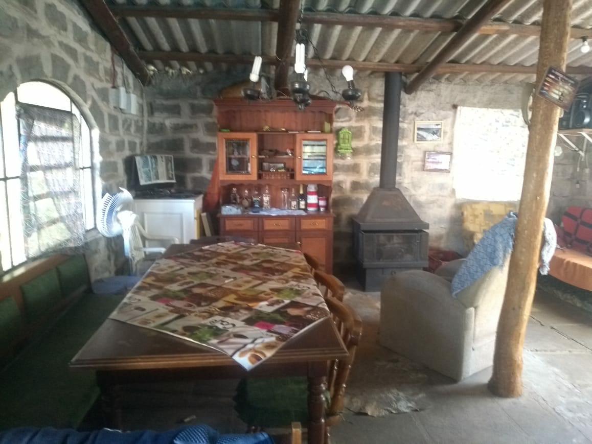 Casa à venda com 3 quartos, 60m² - Foto 10
