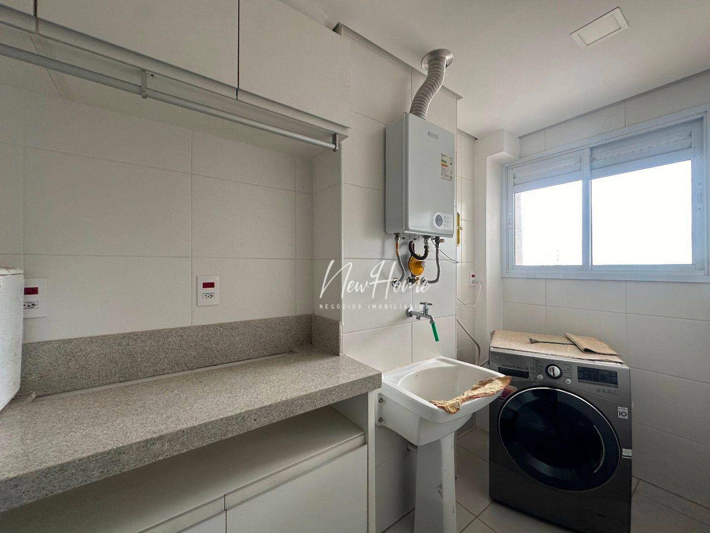 Apartamento à venda com 3 quartos, 184m² - Foto 8