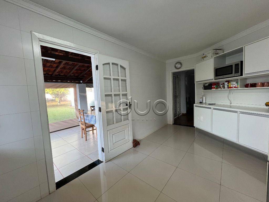 Casa à venda com 3 quartos, 337m² - Foto 37