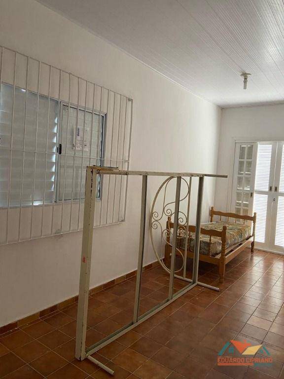 Casa à venda com 3 quartos, 129m² - Foto 10