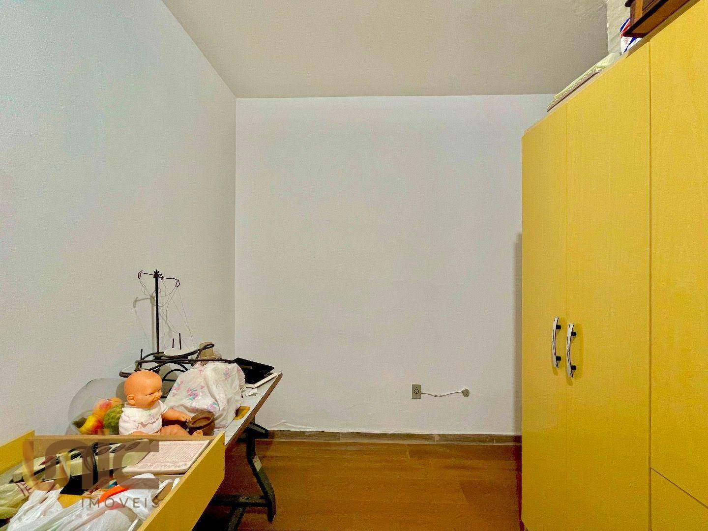 Casa à venda com 2 quartos, 100m² - Foto 14