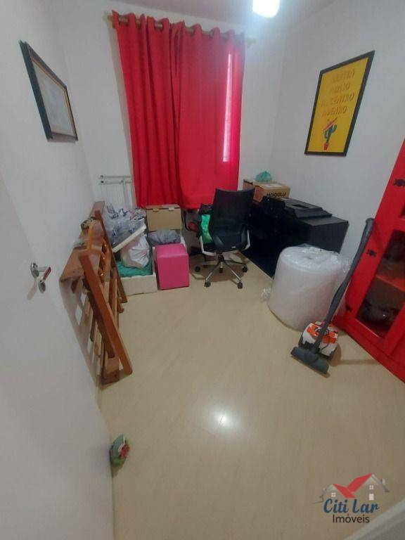 Apartamento à venda com 3 quartos, 50m² - Foto 18