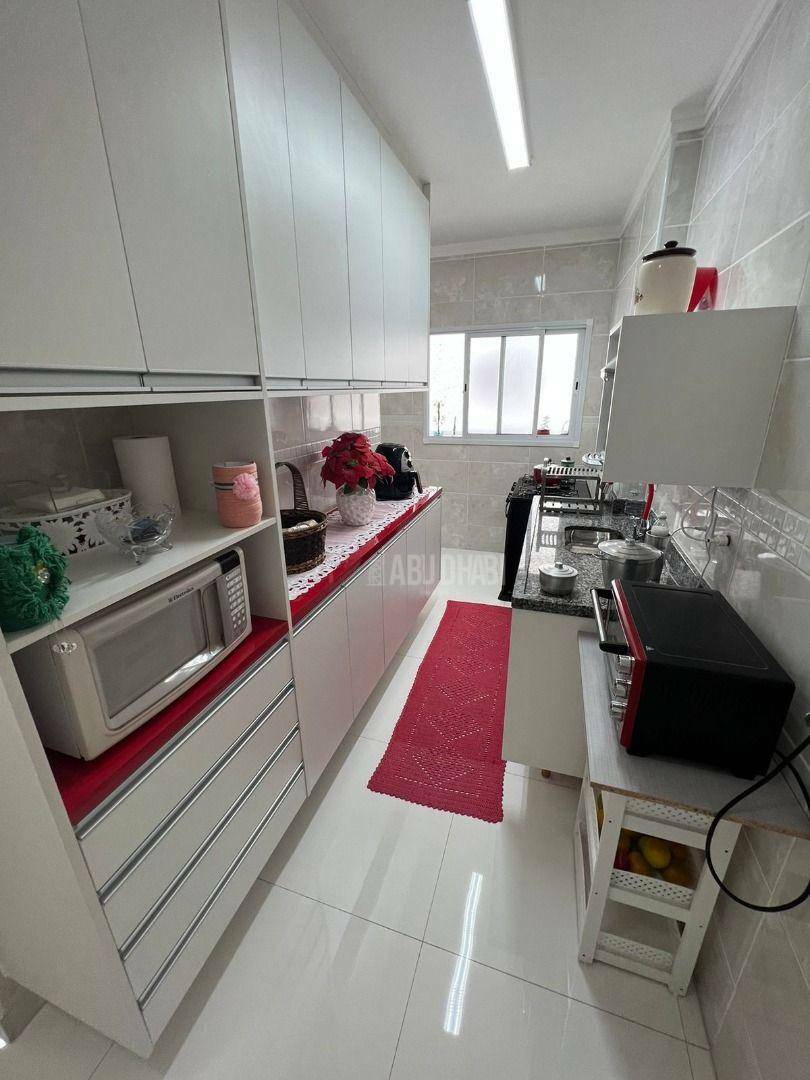 Apartamento à venda com 2 quartos, 72m² - Foto 10