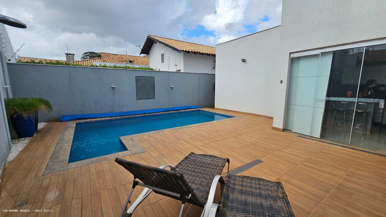 Casa à venda com 3 quartos, 390m² - Foto 4