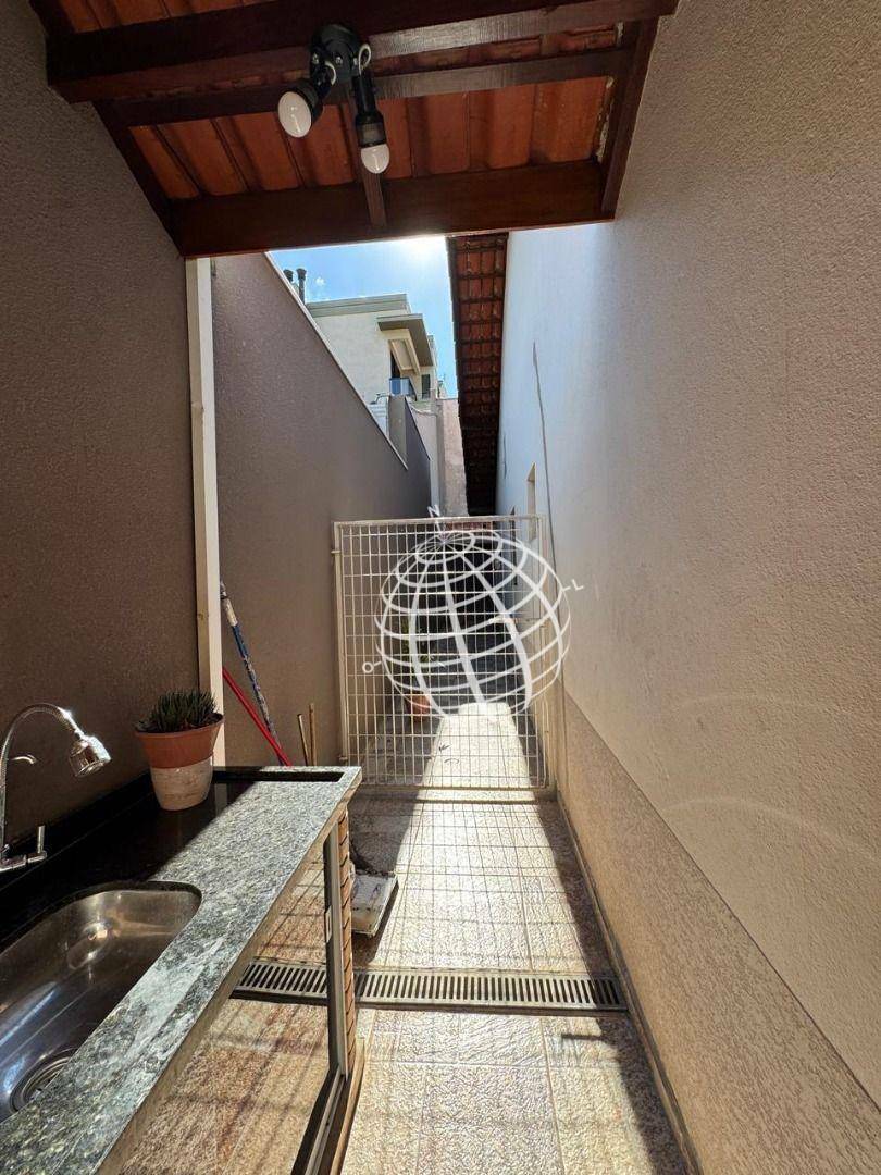 Casa à venda com 3 quartos, 139m² - Foto 27